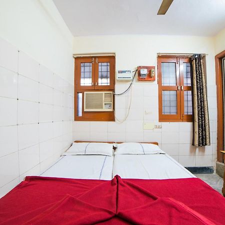 Hotel O Sree Radha Lodge Near Snow World Secundurabad 外观 照片