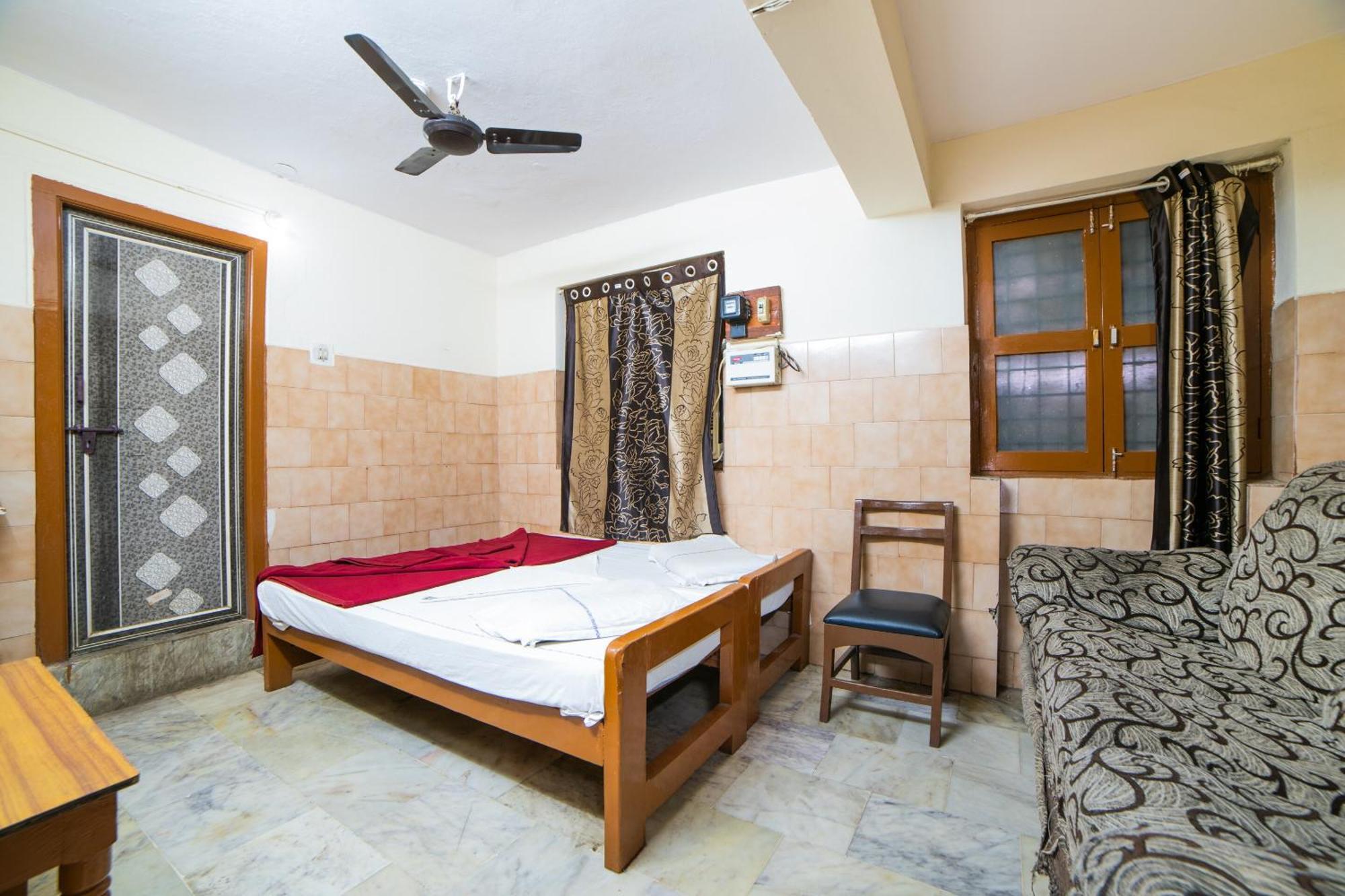 Hotel O Sree Radha Lodge Near Snow World Secundurabad 外观 照片
